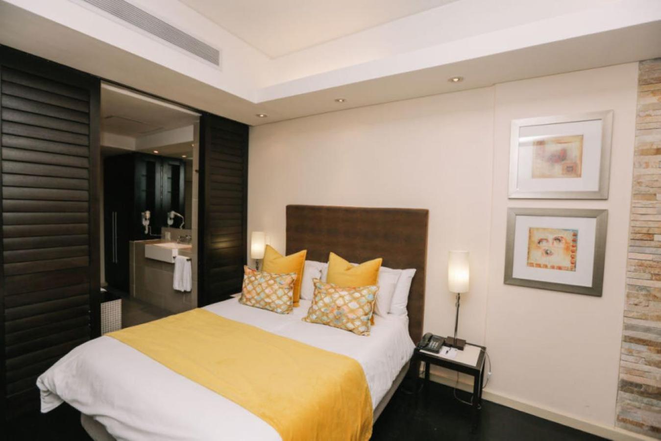 Mandela Rhodes Place 3* Cape Town