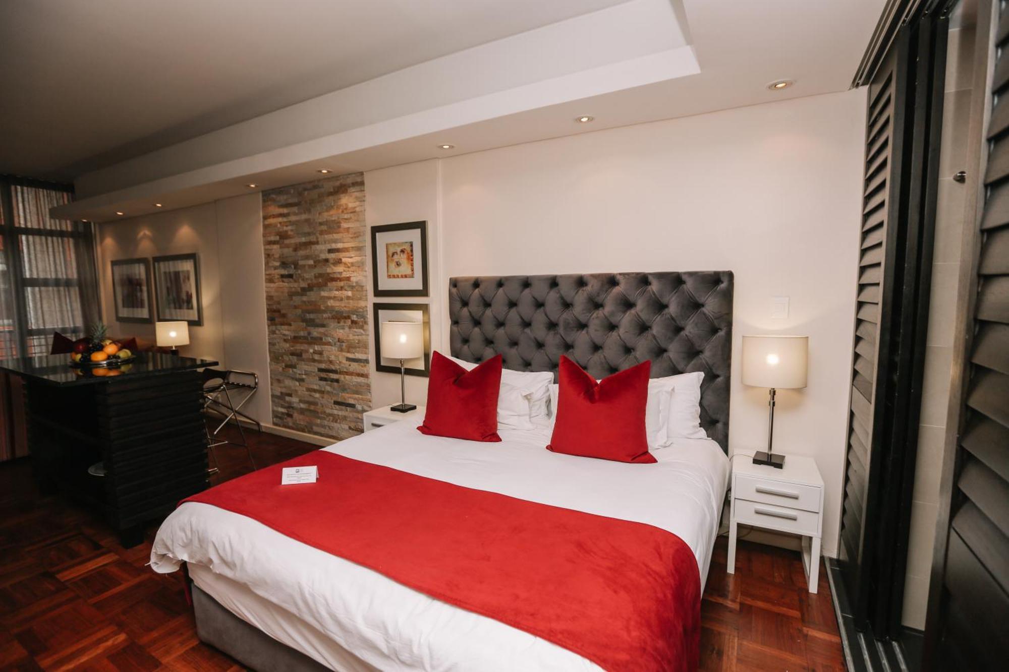 Aparthotel Mandela Rhodes Place 3*