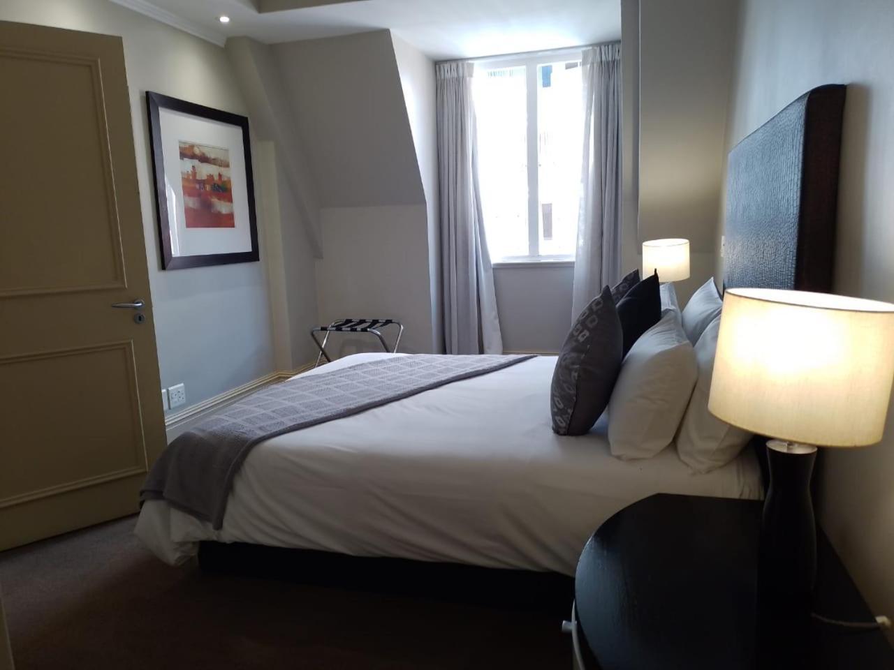 Aparthotel Mandela Rhodes Place 3*